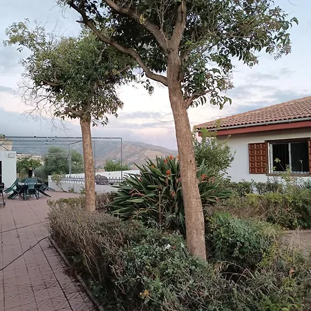 בית נופש Venta Del Aire Cortijo Terron Lanjarón